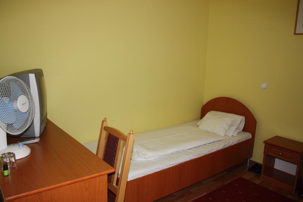 Hotel Rabensteiner Panzio Fertőd Pokoj fotografie